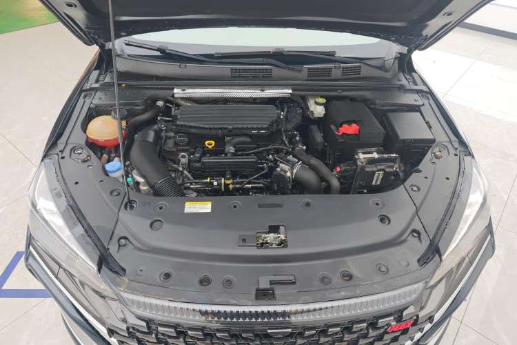 Used Dongfeng Aeolus Yixuan MAX 2021 1.5T Super Cool Dad Edition Engine Bay