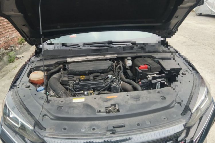 Used Dongfeng Aeolus Yixuan MAX 2021 1.5T Super-Powered Dad Edition Engine Bay