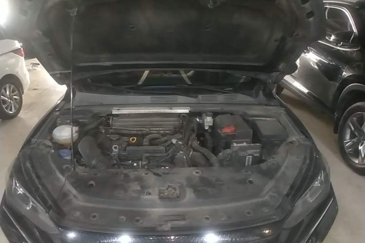 Used Dongfeng Aeolus Yixuan MAX 2021 1.5T Ultra-Stylish Trendsetter Edition Engine Bay