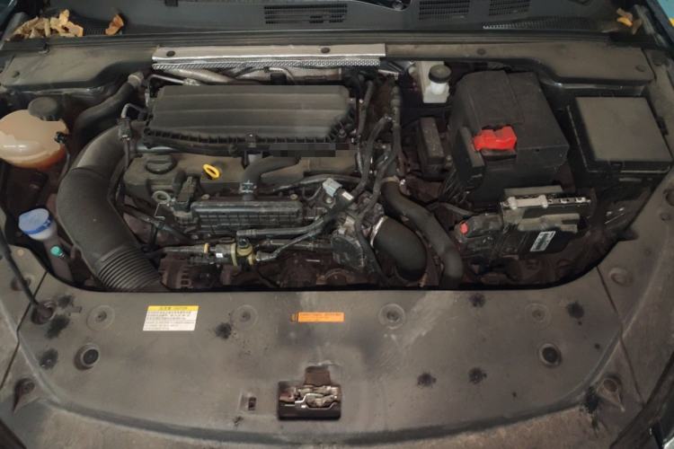 Used Dongfeng Aeolus Yixuan MAX 2021 1.5T Super Cool Trendy Dad Edition Engine Bay