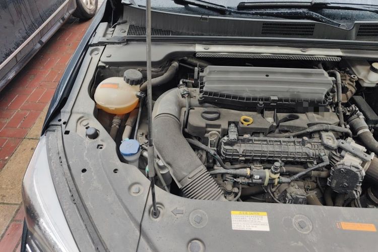 Used Dongfeng Aeolus Yixuan MAX 2021 1.5T Ultra-Stylish Trendsetter Edition Engine Bay Right