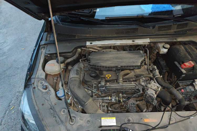 Used Dongfeng Aeolus Yixuan MAX 2021 1.5T Super Cool Dad Edition Engine Bay Right