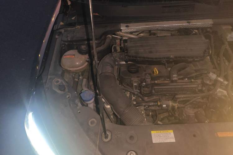 Used Dongfeng Aeolus Yixuan MAX 2021 1.5T Ultra-Stylish Trendsetter Edition Engine Bay Right