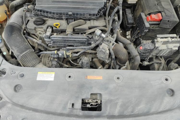 Used Dongfeng Aeolus Yixuan MAX 2021 1.5T Super Cool Dad Edition Engine Bay