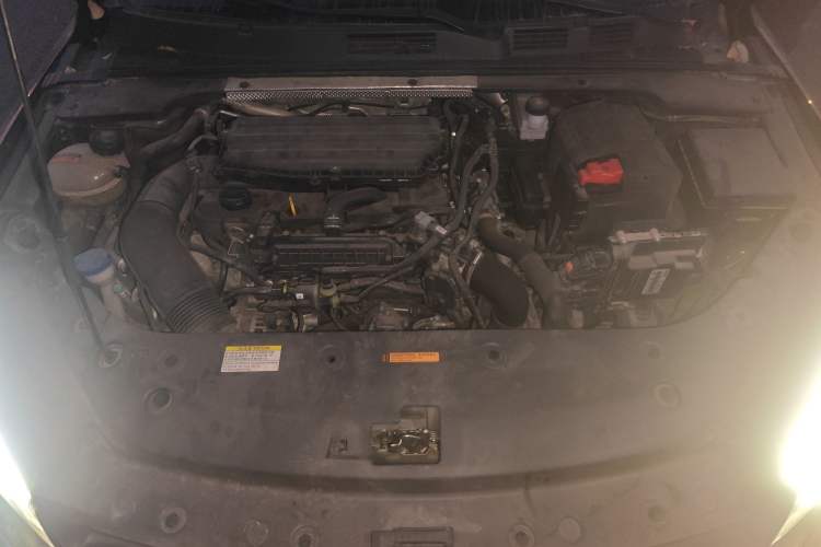 Used Dongfeng Aeolus Yixuan MAX 2021 1.5T Ultra-Stylish Trendsetter Edition Engine Bay