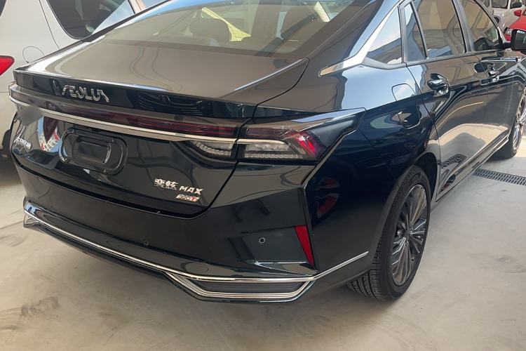 Used Dongfeng Aeolus Yixuan MAX 2021 1.5T Super-Powered Dad Edition Exterior 3