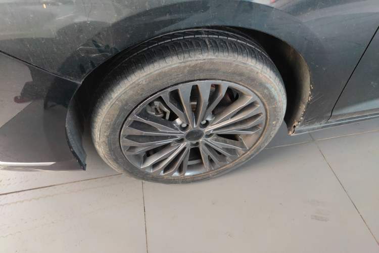 Used Dongfeng Aeolus Yixuan MAX 2021 1.5T Super-Powered Dad Edition Exterior 4