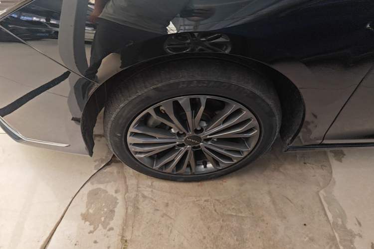 Used Dongfeng Aeolus Yixuan MAX 2021 1.5T Ultra-Stylish Trendsetter Edition Exterior 4