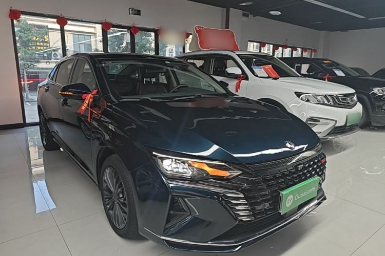 Used Dongfeng Aeolus Yixuan MAX 2021 1.5T Super-Powered Dad Edition Front Right 45 Deg