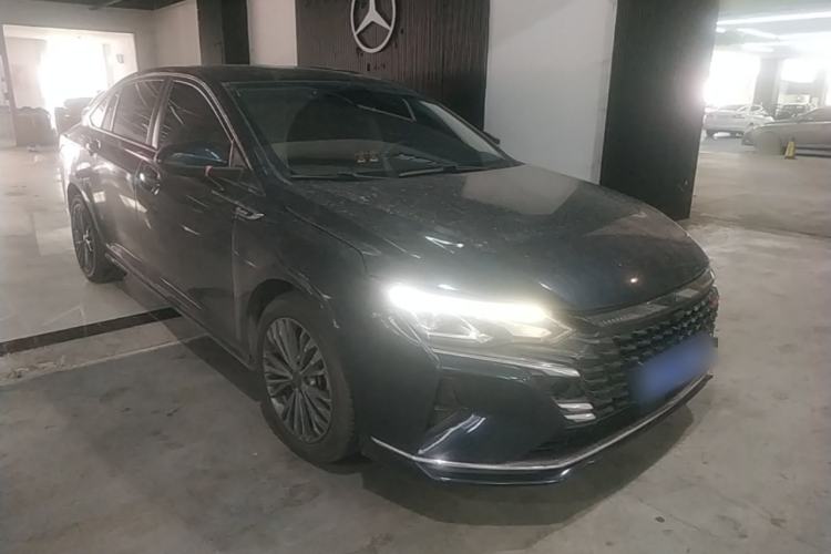 Used Dongfeng Aeolus Yixuan MAX 2021 1.5T Ultra-Stylish Trendsetter Edition Front Right 45 Deg