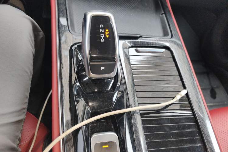 Used Dongfeng Aeolus Yixuan MAX 2021 1.5T Ultra-Stylish Trendsetter Edition Gear Lever