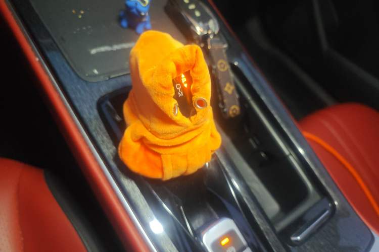 Used Dongfeng Aeolus Yixuan MAX 2021 1.5T Ultra-Stylish Trendsetter Edition Gear Lever