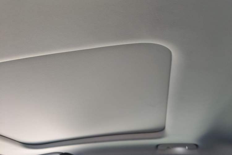 Used Dongfeng Aeolus Yixuan MAX 2021 1.5T Super Cool Dad Edition Headliner