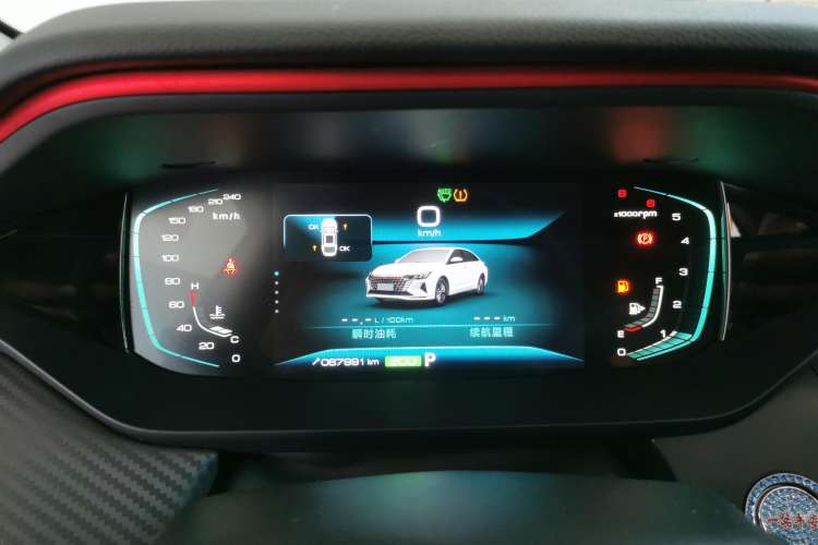 Used Dongfeng Aeolus Yixuan MAX 2021 1.5T Super-Powered Dad Edition Instrument Cluster