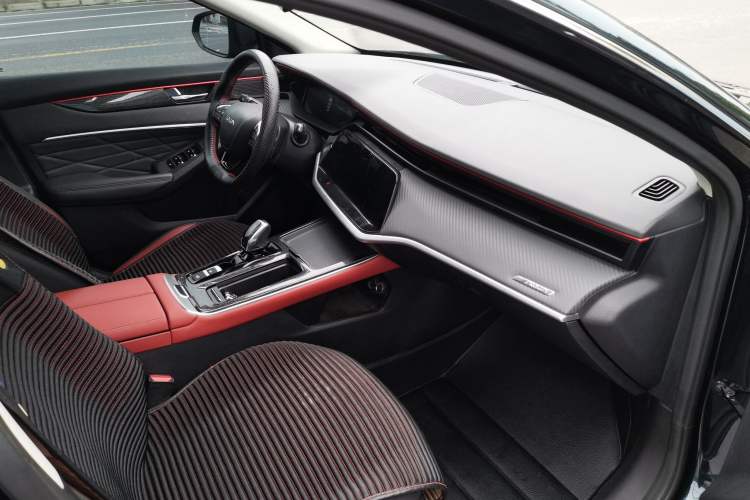 Used Dongfeng Aeolus Yixuan MAX 2021 1.5T Ultra-Stylish Trendsetter Edition Interior 1