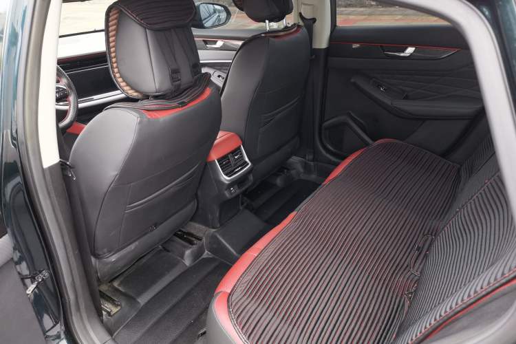 Used Dongfeng Aeolus Yixuan MAX 2021 1.5T Ultra-Stylish Trendsetter Edition Interior 4