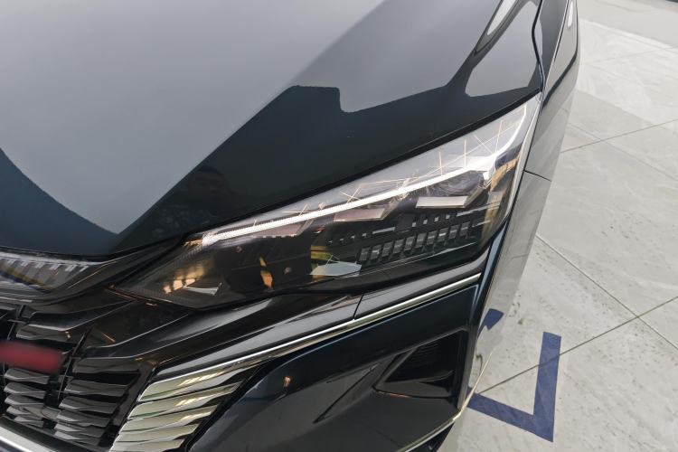 Used Dongfeng Aeolus Yixuan MAX 2021 1.5T Super Cool Dad Edition Left Front Headlight