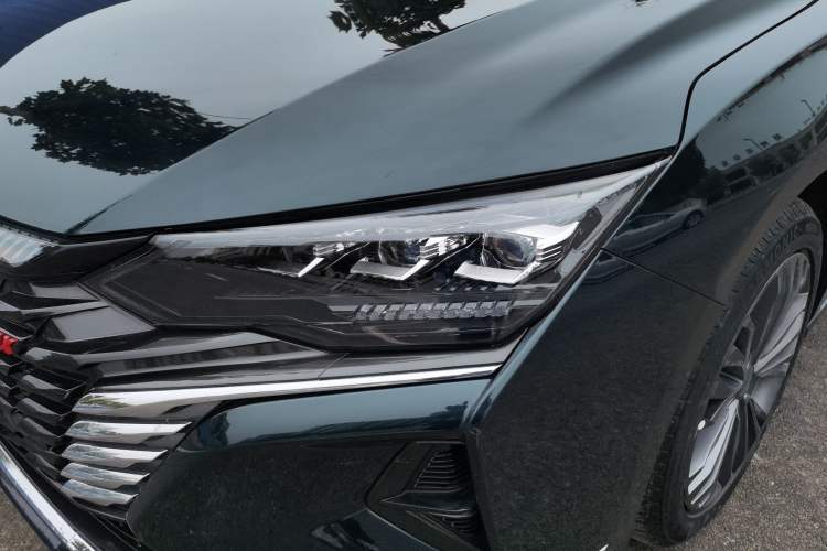 Used Dongfeng Aeolus Yixuan MAX 2021 1.5T Ultra-Stylish Trendsetter Edition Left Front Headlight