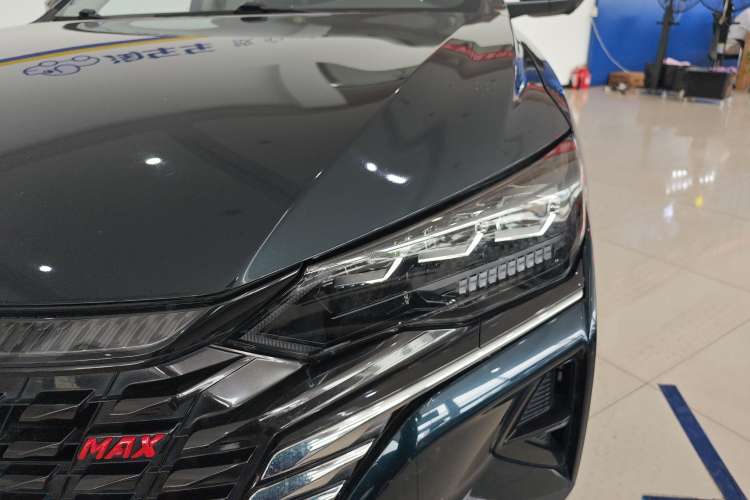 Used Dongfeng Aeolus Yixuan MAX 2021 1.5T Super Cool Dad Edition Left Front Headlight