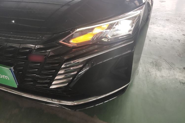 Used Dongfeng Aeolus Yixuan MAX 2021 1.5T Ultra-Stylish Trendsetter Edition Left Front Headlight
