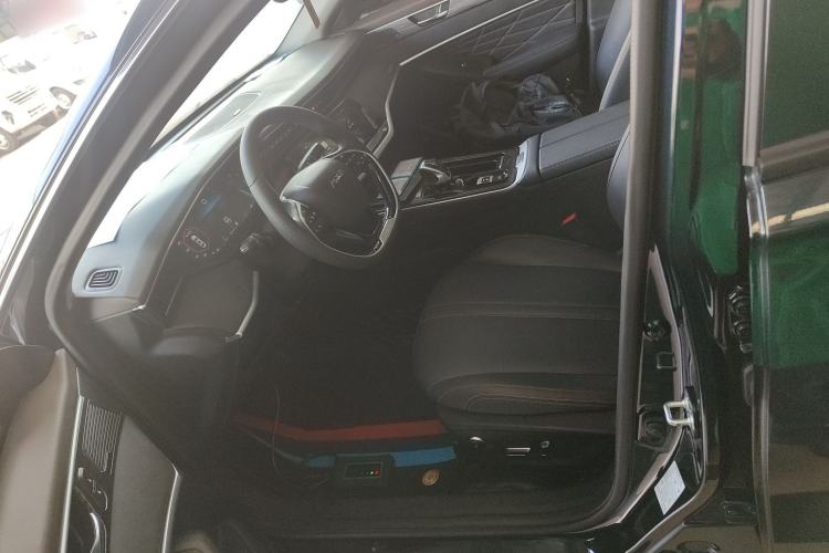 Used Dongfeng Aeolus Yixuan MAX 2021 1.5T Ultra-Fierce Cool Dad Edition Left Front Seat