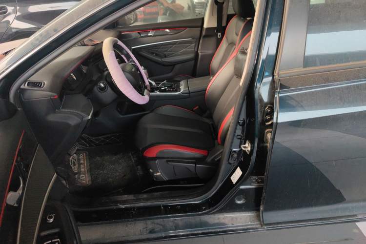 Used Dongfeng Aeolus Yixuan MAX 2021 1.5T Super-Powered Dad Edition Left Front Seat