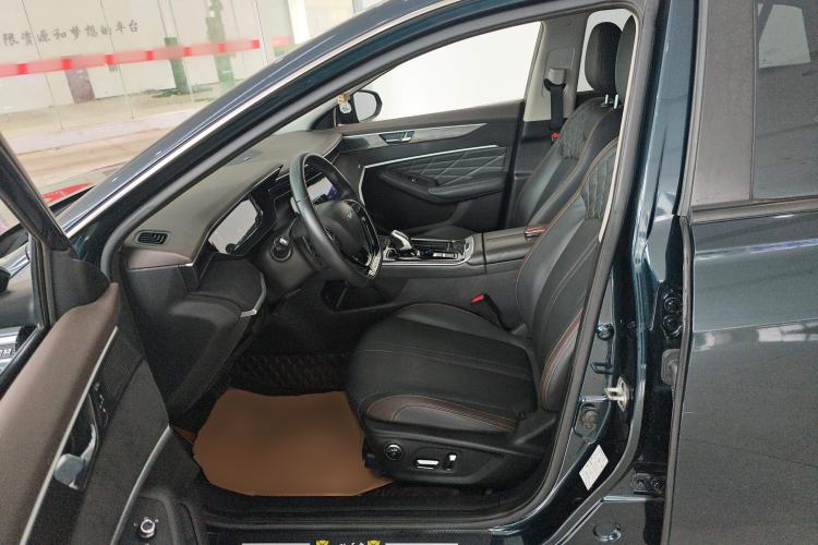 Used Dongfeng Aeolus Yixuan MAX 2021 1.5T Super Cool Dad Edition Left Front Seat
