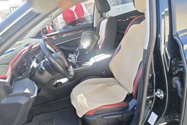 Used Dongfeng Aeolus Yixuan MAX 2021 1.5T Super-Powered Dad Edition Left Front Seat