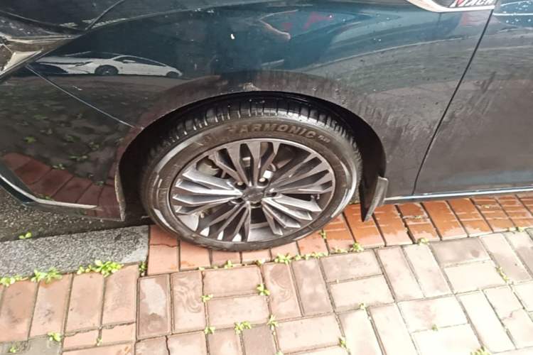 Used Dongfeng Aeolus Yixuan MAX 2021 1.5T Super-Powered Dad Edition Left Front Wheel Hub