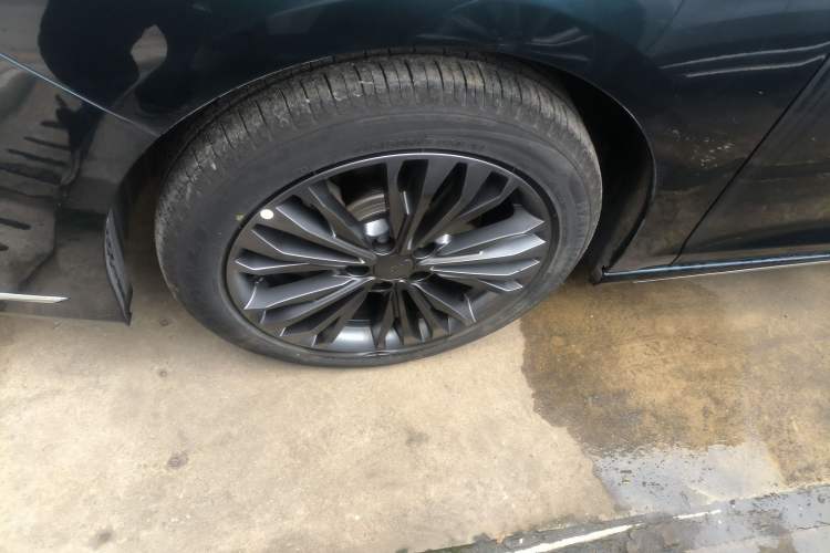 Used Dongfeng Aeolus Yixuan MAX 2021 1.5T Ultra-Stylish Trendsetter Edition Left Front Wheel Hub