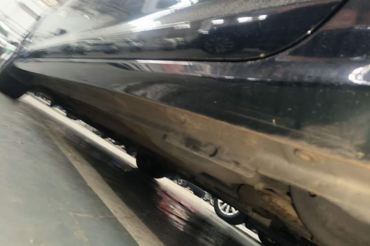 Used Dongfeng Aeolus Yixuan MAX 2021 1.5T Super Cool Dad Edition Left Side Sill