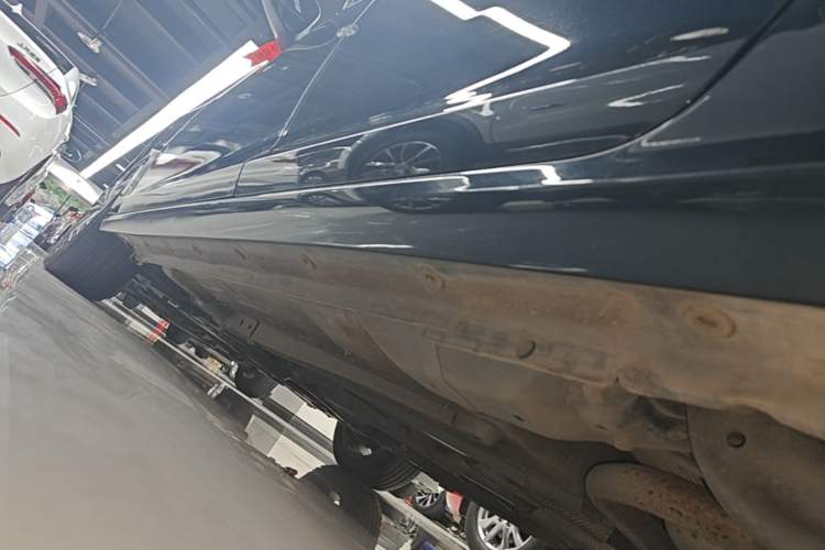Used Dongfeng Aeolus Yixuan MAX 2021 1.5T Super-Powered Dad Edition Left Side Sill