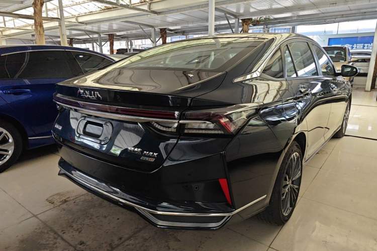 Used Dongfeng Aeolus Yixuan MAX 2021 1.5T Ultra-Stylish Trendsetter Edition Rear Right 45 Deg