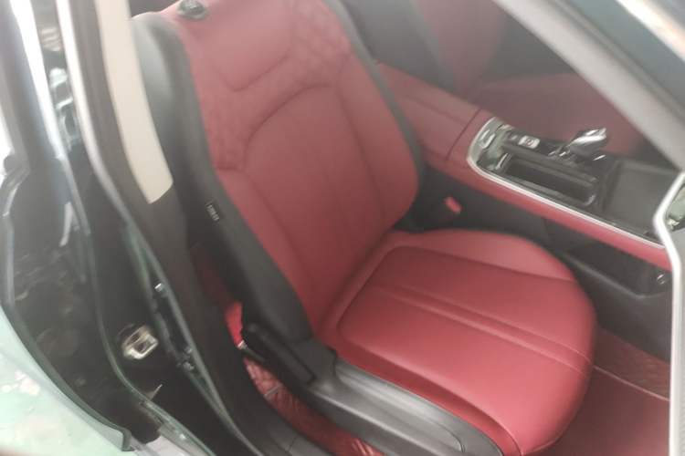 Used Dongfeng Aeolus Yixuan MAX 2021 1.5T Ultra-Stylish Trendsetter Edition Right Front Seat