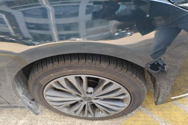 Used Dongfeng Aeolus Yixuan MAX 2021 1.5T Super Cool Dad Edition Right Front Wheel Hub
