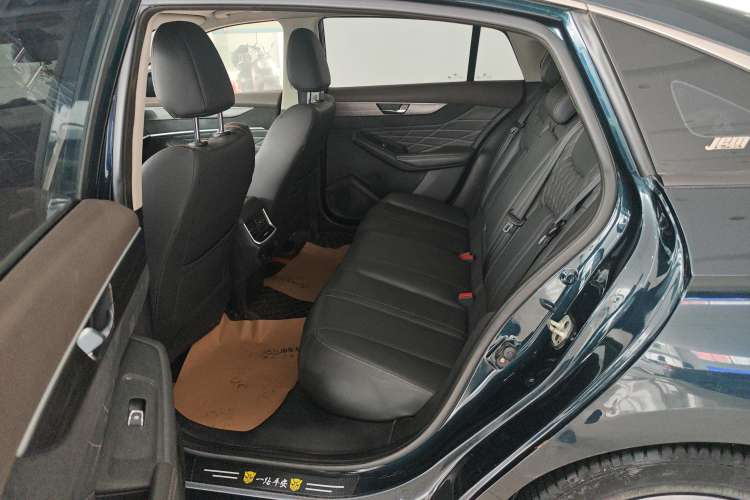 Used Dongfeng Aeolus Yixuan MAX 2021 1.5T Super Cool Dad Edition Right Rear Seat