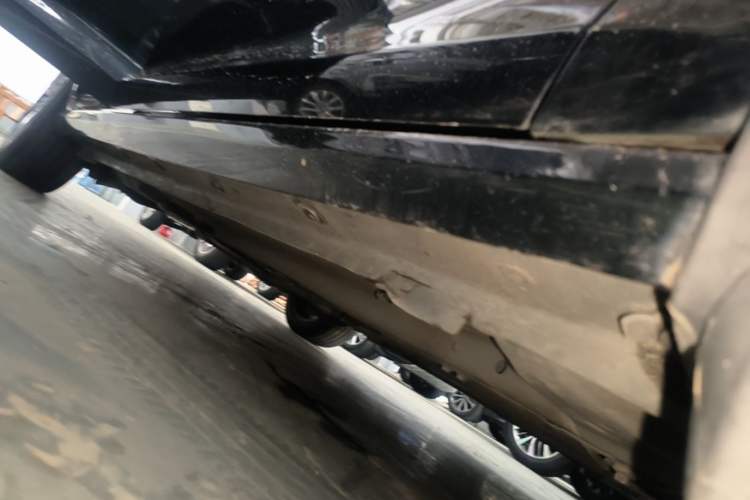 Used Dongfeng Aeolus Yixuan MAX 2021 1.5T Super Cool Dad Edition Right Side Sill