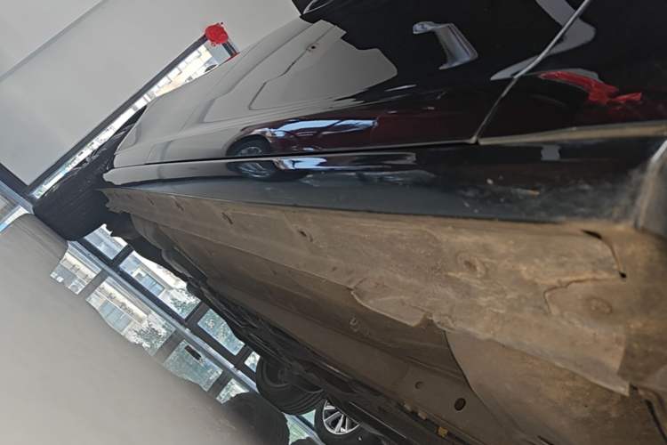 Used Dongfeng Aeolus Yixuan MAX 2021 1.5T Super-Powered Dad Edition Right Side Sill