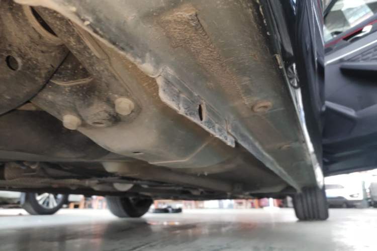 Used Dongfeng Aeolus Yixuan MAX 2021 1.5T Ultra-Stylish Trendsetter Edition Right Side Sill