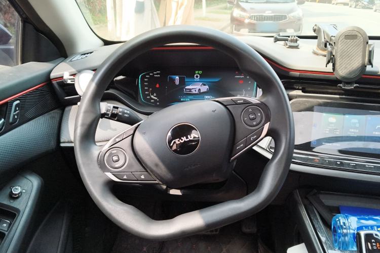 Used Dongfeng Aeolus Yixuan MAX 2021 1.5T Super-Powered Dad Edition Steering Wheel