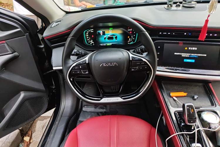Used Dongfeng Aeolus Yixuan MAX 2021 1.5T Ultra-Stylish Trendsetter Edition Steering Wheel