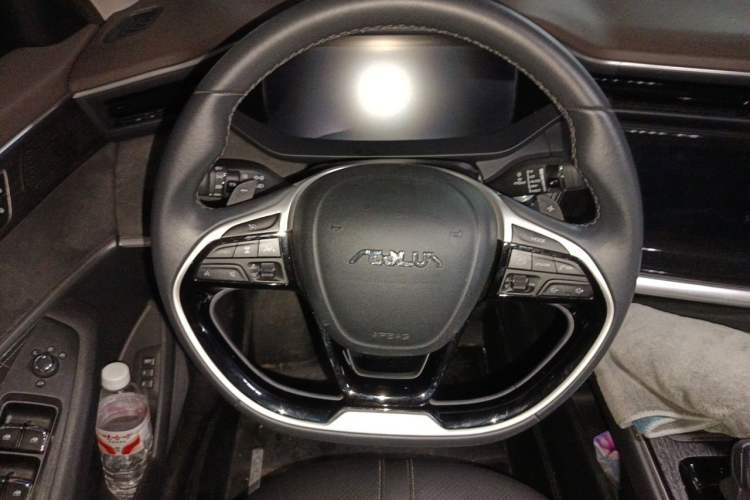 Used Dongfeng Aeolus Yixuan MAX 2021 1.5T Super Cool Dad Edition Steering Wheel