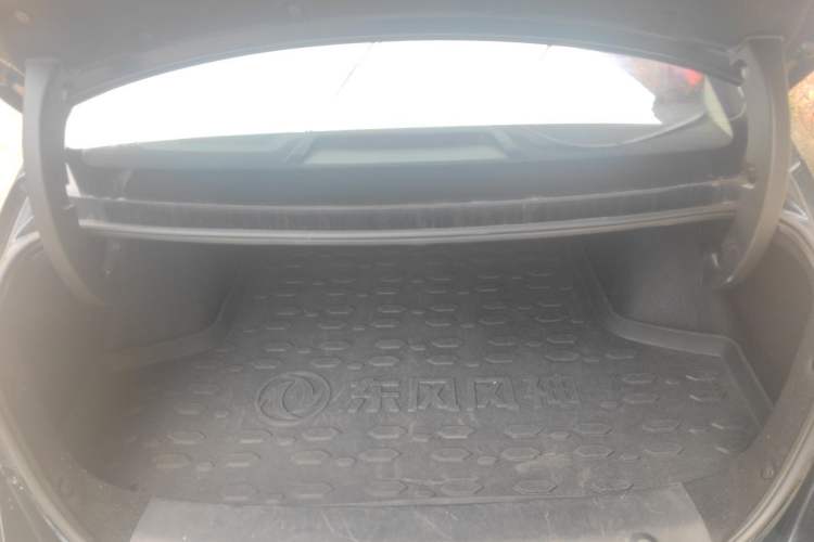 Used Dongfeng Aeolus Yixuan MAX 2021 1.5T Ultra-Stylish Trendsetter Edition Trunk