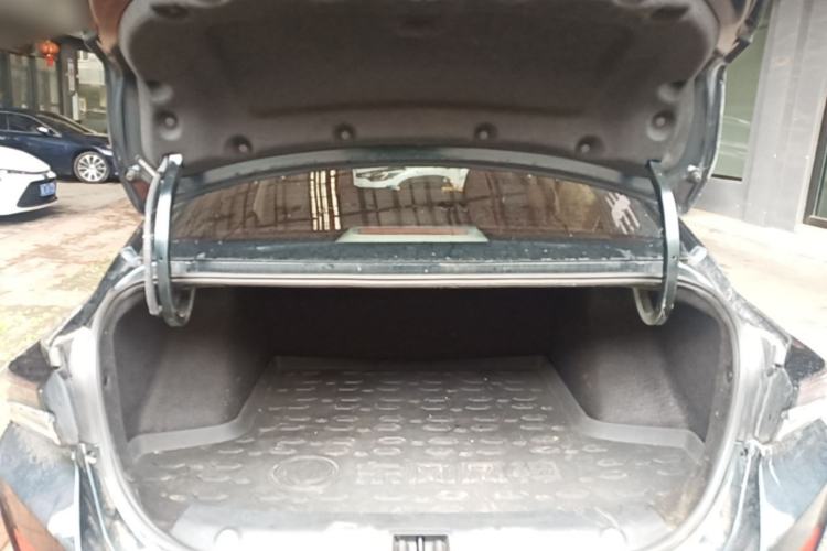 Used Dongfeng Aeolus Yixuan MAX 2021 1.5T Super-Powered Dad Edition Trunk