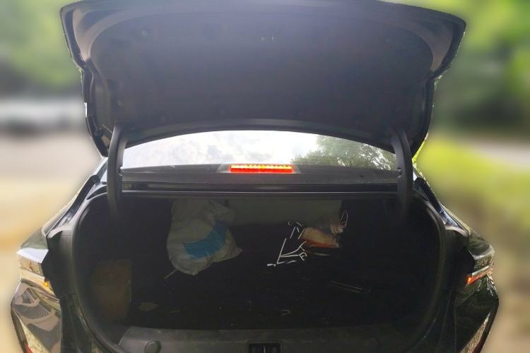 Used Dongfeng Aeolus Yixuan MAX 2021 1.5T Ultra-Stylish Trendsetter Edition Trunk