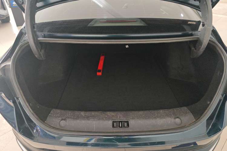 Used Dongfeng Aeolus Yixuan MAX 2021 1.5T Super Cool Dad Edition Trunk