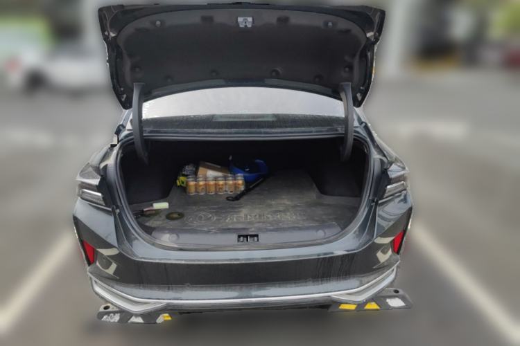 Used Dongfeng Aeolus Yixuan MAX 2021 1.5T Super Cool Dad Edition Trunk