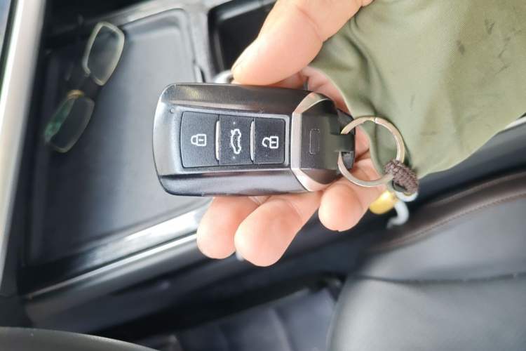 Used Dongfeng Aeolus Yixuan MAX 2021 1.5T Super Cool Dad Edition Vehicle Key