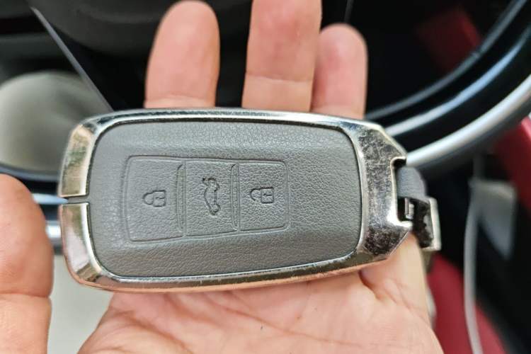 Used Dongfeng Aeolus Yixuan MAX 2021 1.5T Ultra-Stylish Trendsetter Edition Vehicle Key