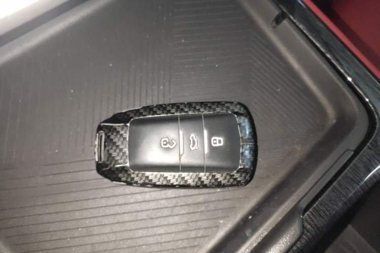 Used Dongfeng Aeolus Yixuan MAX 2021 1.5T Ultra-Stylish Trendsetter Edition Vehicle Key